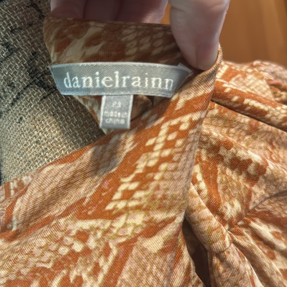 Danielrainn Snake Skin Peach Print Patterned Top - Picture 8 of 10